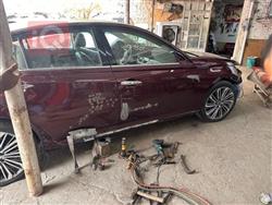 نيسان ألتيما